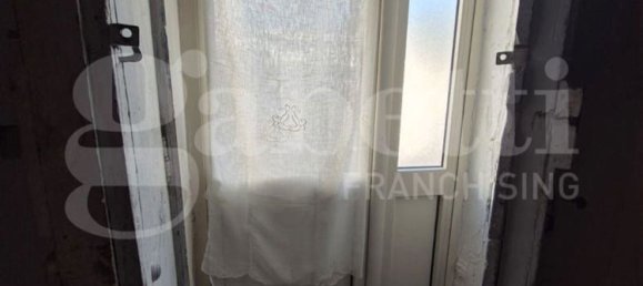 Apartamento de 3 dormitorios en Boscotrecase, Italy No. 341283 26