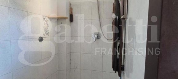 Apartamento de 3 dormitorios en Boscotrecase, Italy No. 341283 10