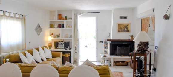 3 rooms House in Ostuni, Italy No. 79765 50