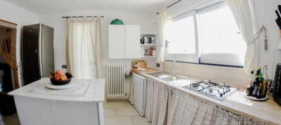 3 rooms House in Ostuni, Italy No. 79765 37