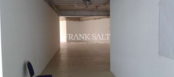 315m² Office in Birkirkara, Malta No. 11837 4