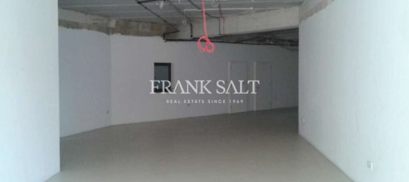 315m² Office in Birkirkara, Malta No. 11837 2
