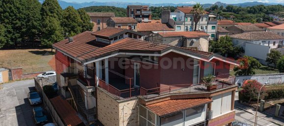 3 Schlafzimmer Penthouse in Ceprano, Italy, Nr. 303366 3