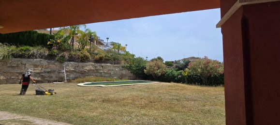 Villa de 5 dormitorios en Marbella, Spain No. 21395 4