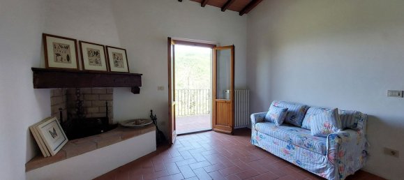 9-Zimmer Haus in Londa, Italy, Nr. 154536 8