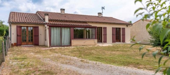 3 bedrooms House in Bergerac, France No. 294009 7
