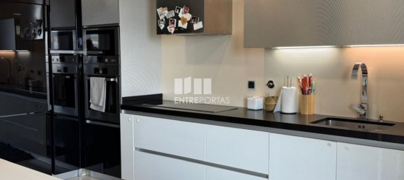 Квартира с 3 спальнями в Виана ду Каштелу, Португалия № 239285 4