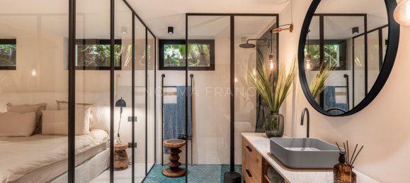 5 bedrooms Villa in Marbella, Spain No. 109039 33