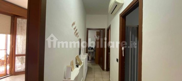 Квартира с 2 спальнями в Поденцано, Италия № 345750 11