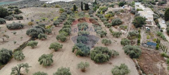 Дом с 3 спальнями в Кьярамонте Гульфи, Италия № 353641 11