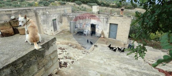 Дом с 3 спальнями в Кьярамонте Гульфи, Италия № 353641 21