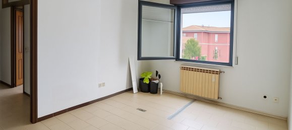 151m² Office in Leno, Italy No. 364585 13