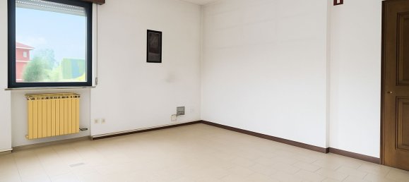 151m² Office in Leno, Italy No. 364585 8
