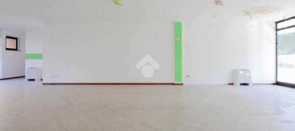 Коммерческая недвижимость 105м² в Курно, Италия № 379215 12