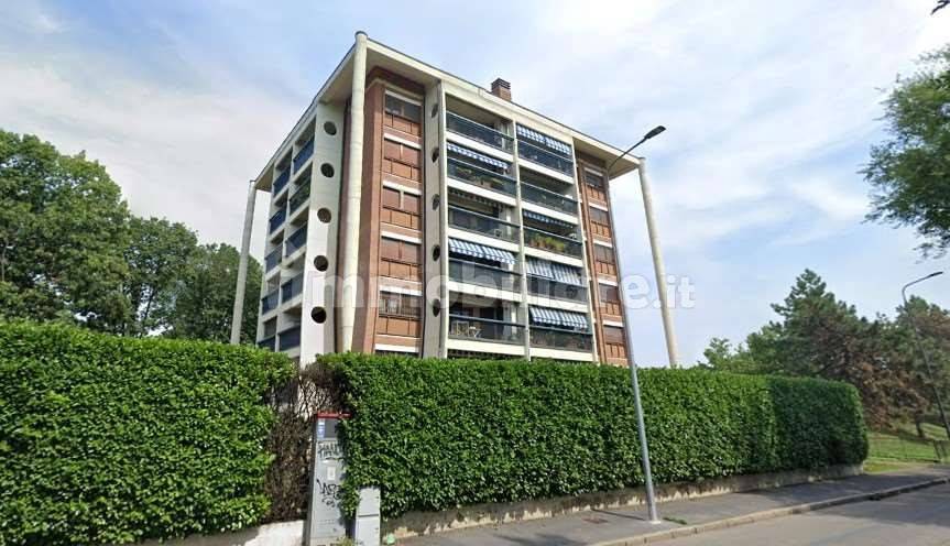 2 bedrooms Apartment in Milan, Italy No. 271506