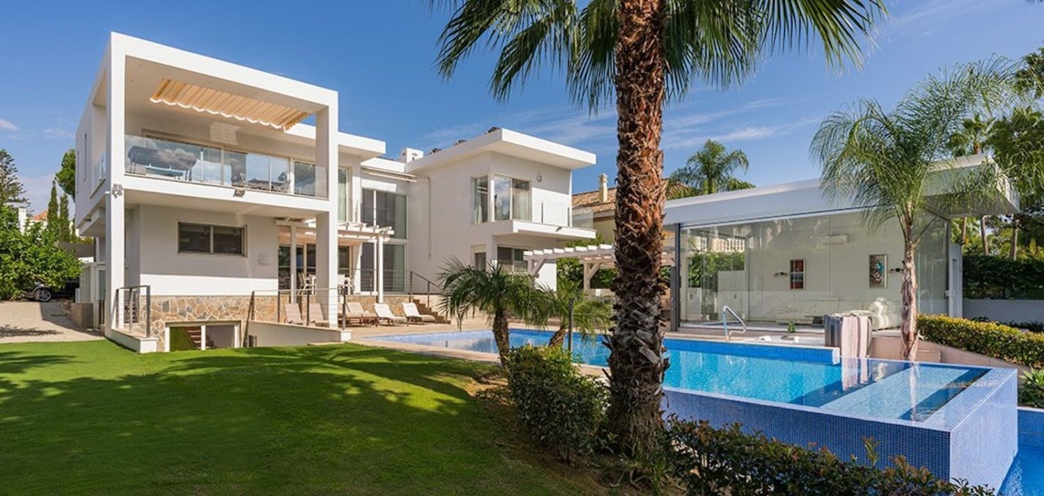 7 bedrooms Villa in Marbella, Spain No. 22871