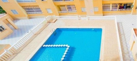 Apartamento T2 em Torrevieja, Spain N.º 370097 26