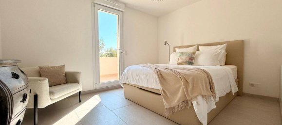 2 bedrooms House in Nice, France No. 328702 8