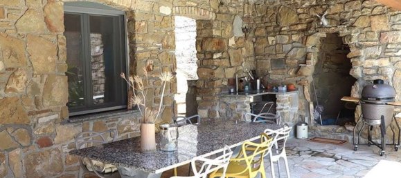 Villa de 4 habitaciónes en Dolceacqua, Italy No. 223514 2