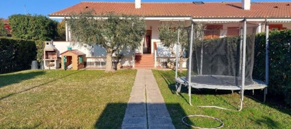 7 bedrooms House in Rome, Italy No. 325935 3