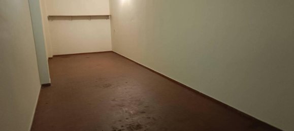 35m² Garage in Turin, Italy No. 32189 7