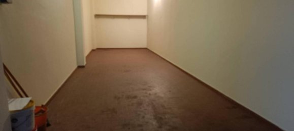 35m² Garage in Turin, Italy No. 32189 8