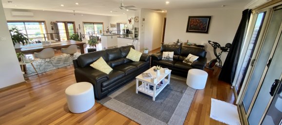 4 bedrooms House in Streaky Bay, Australia No. 821 21