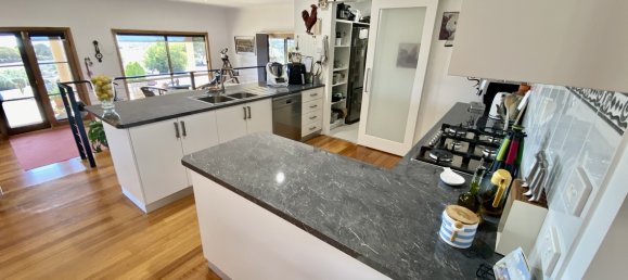 4 bedrooms House in Streaky Bay, Australia No. 821 18