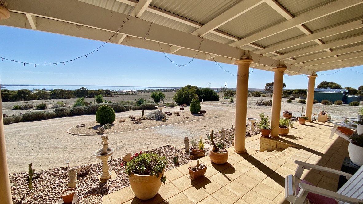 4 bedrooms House in Streaky Bay, Australia No. 821