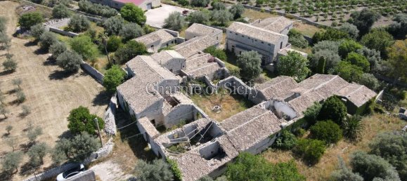 Casa de 2 habitaciónes en Modica, Italy No. 226573 10