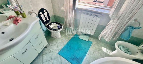 5 rooms Apartment in Pescara, Italy No. 258813 33