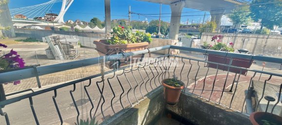 5 rooms Apartment in Pescara, Italy No. 258813 3