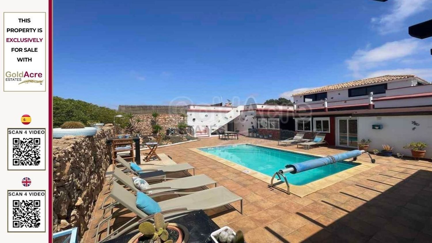 4 bedrooms Villa in Caleta De Fuste, Spain No. 145766