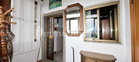 2 Schlafzimmer Haus in Castiglion Fiorentino, Italy, Nr. 84377 9