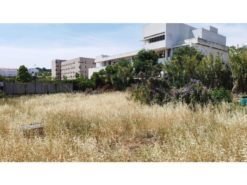  قطعة أرض في Lisbon, Portugal 2000متر مربع رقم 92549