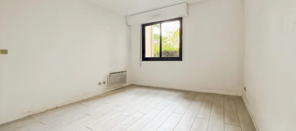 Apartamento de 1 dormitorio en Lyon, France No. 351098 3