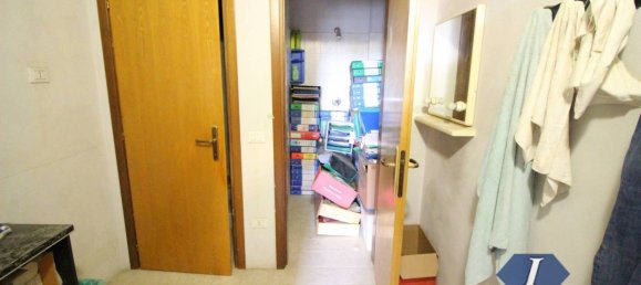 1 room Warehouse in Caronno Pertusella, Italy No. 321524 10