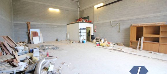 1 room Warehouse in Caronno Pertusella, Italy No. 321524 4