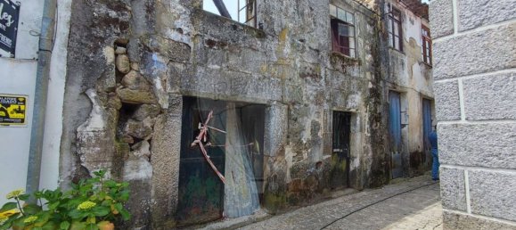 3 bedrooms House in Trancoso, Portugal No. 49330 2