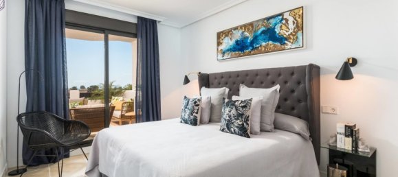 3 bedrooms Townhouse in Estepona, Spain No. 3248 7