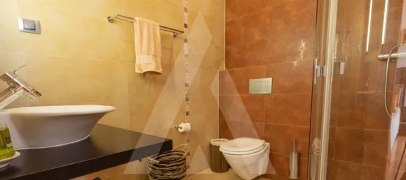 Casa de 3 dormitorios en Lagoa, Portugal No. 153557 4