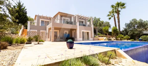 Casa de 3 dormitorios en Lagoa, Portugal No. 153557 2