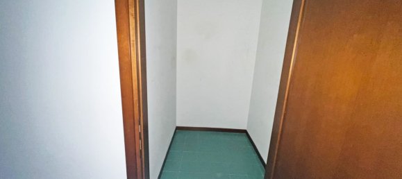 3 rooms Apartment in Pieve Emanuele, Italy No. 147426 10