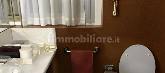 4 bedrooms Villa in Erba, Italy No. 2862 8