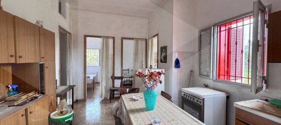 Вилла с 3 комнатами в Остуни, Италия № 23060 5