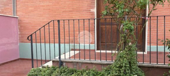 4 bedrooms Apartment in Rome, Italy No. 377769 3