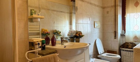 4 bedrooms Apartment in Rome, Italy No. 377769 20