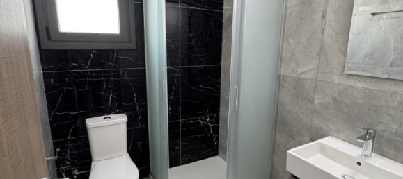 2 chambres appartement à vendre à Larnaca, Larnaka, Cyprus № 26145 8