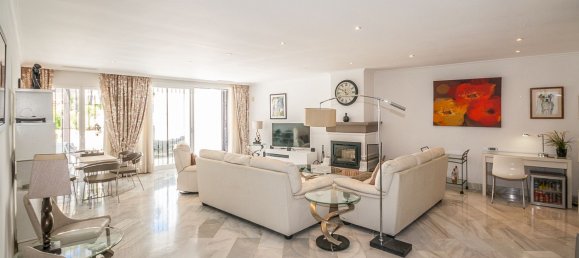 3 bedrooms Apartment in Marbella, Spain No. 147646 4