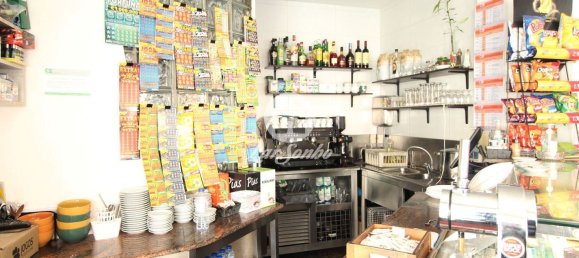 Gewerbliche Immobilie in Vila Nova de Gaia, Portugal 25m², Nr. 43066 2